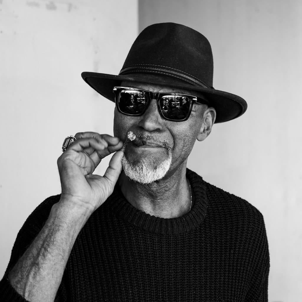 54463511437 b801248f3b b