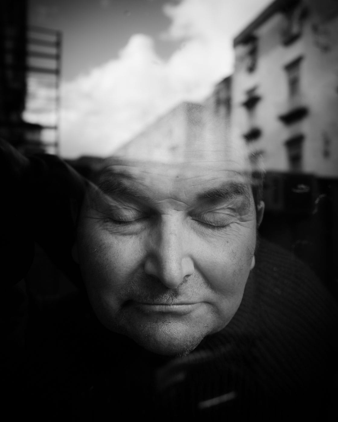 Francesco Verolino - Invisible Frames